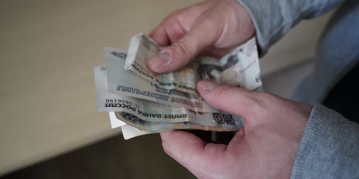 Предприниматель Титов предложил ограничить продажу иностранной валюты россиянам