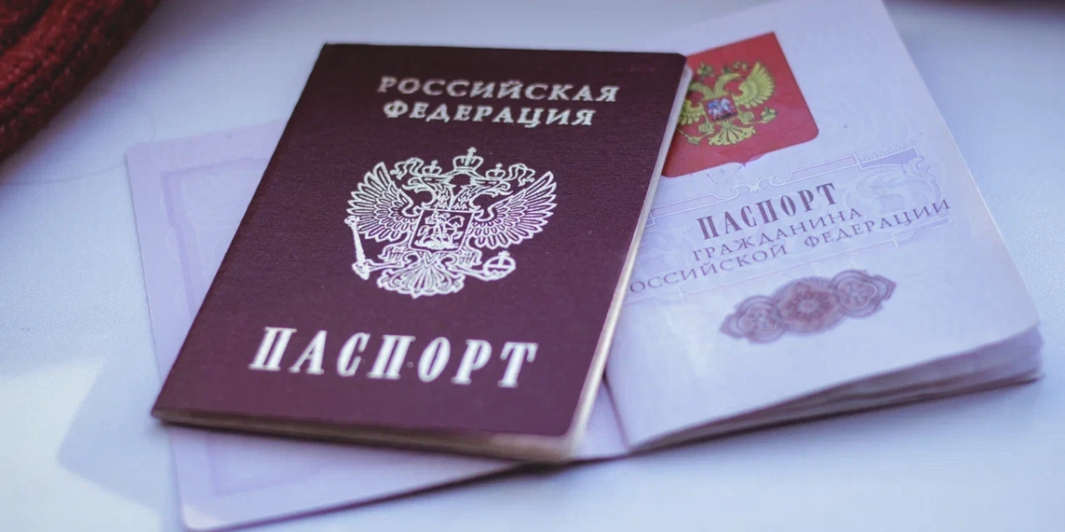 Глава СПЧ Фадеев рекомендовал ставить мигрантов на воинский учет при выдаче паспорта 