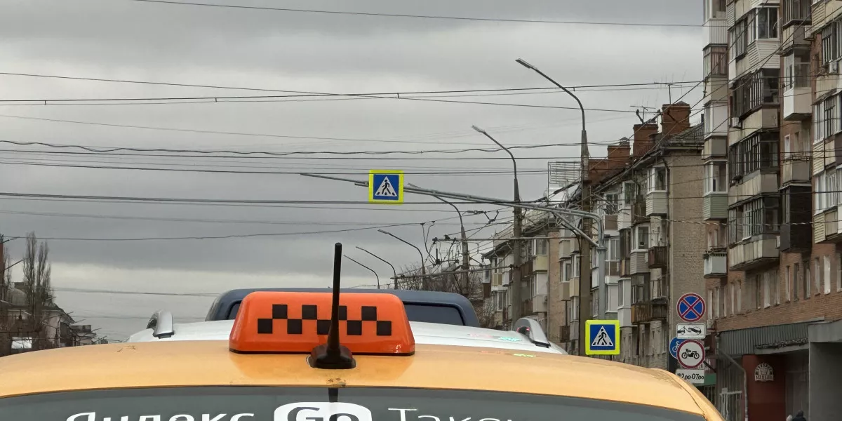 Таксист предотвратил мошенничество на 1 млн рублей в отношении пенсионерки из Сосногорска