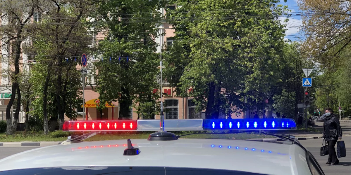 В Волгограде мужчина избил сына и удерживал в квартире пятерых детей
