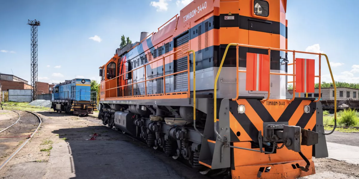 Компания Уральская Сталь модернизирует парк тягового подвижного состава