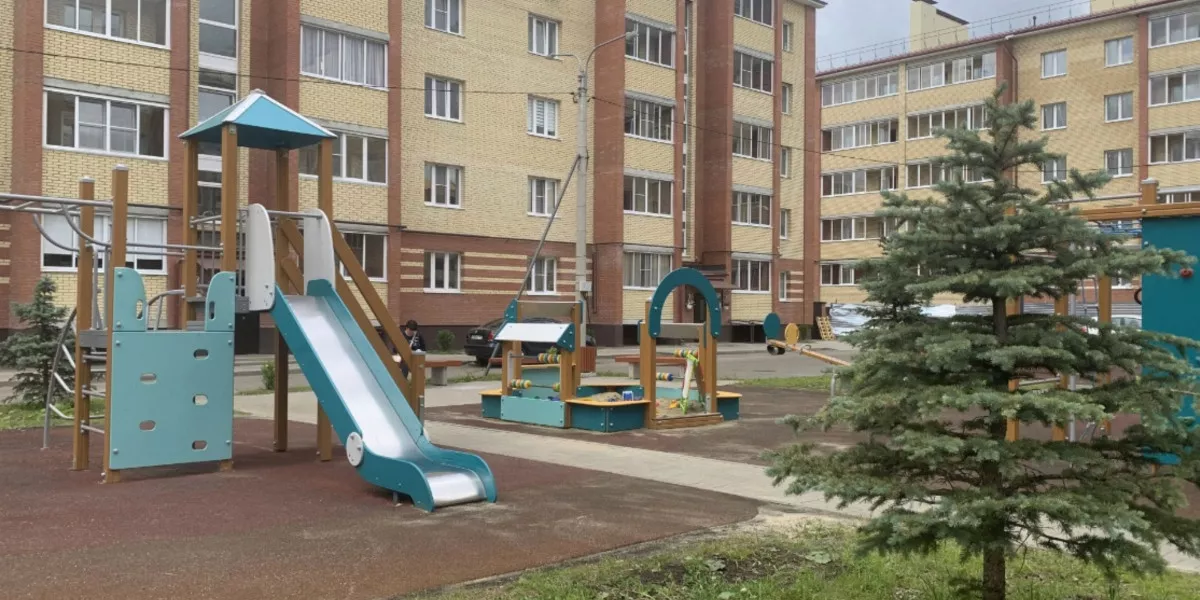 Семь районов Ярославской области завершили благоустройство дворов по программе «Наши дворы»