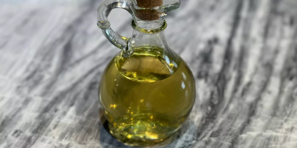 Биолог предупреждает: масло без запаха может быть вредным для здоровья