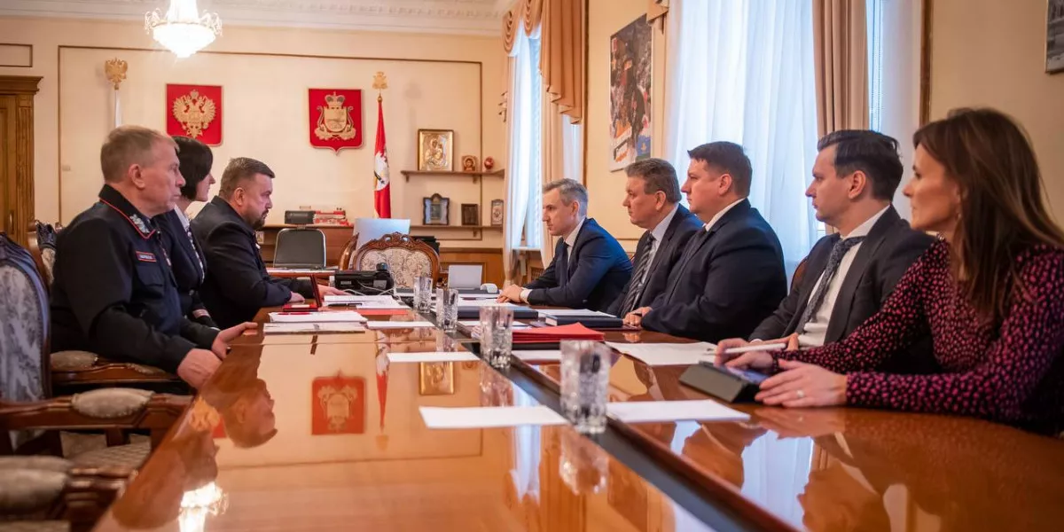 Губернатор Василий Анохин и глава МЖД Валерий Танаев обсудили вопросы транспортного сотрудничества
