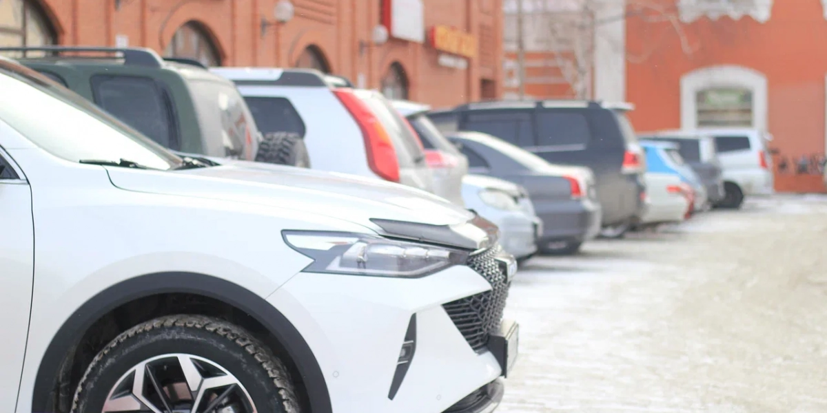 Власти Белгорода предложили вариант размещения машин в безопасном от обстрелов месте